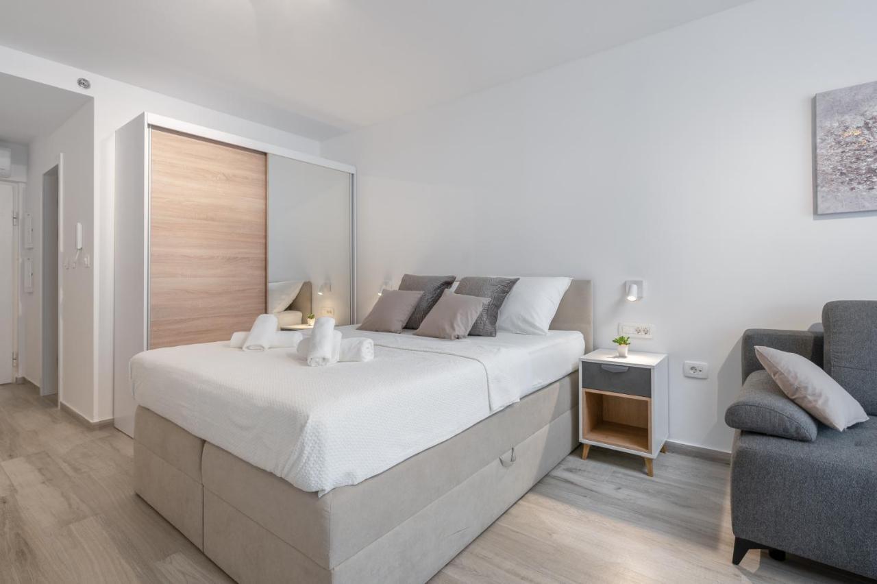 Luni Apartment In Dubrovnik Center Exteriör bild